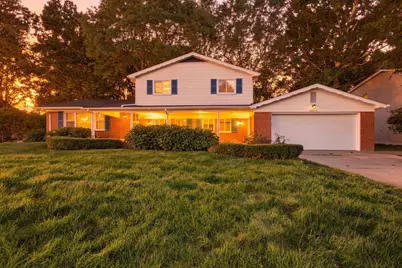 30073 Wicklow Road, Farmington Hills, MI 48334 - Photo 1