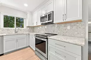 30073 Wicklow Rd, Farmington Hills, MI 48334 - Photo 20