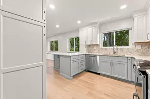 30073 Wicklow Rd, Farmington Hills, MI 48334 - Photo 18