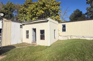 1395 106th Ave, Otsego, MI 49078 - Photo 2