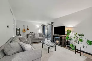 236 Falkirk Ct, Kalamazoo, MI 49006 - Photo 8