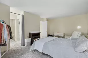 236 Falkirk Ct, Kalamazoo, MI 49006 - Photo 12