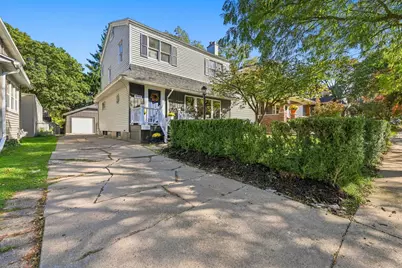 324 Gladstone Drive SE, East Grand Rapids, MI 49506 - Photo 2