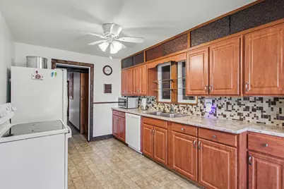 415 Douglas Drive, Decatur, MI 49045 - Photo 8