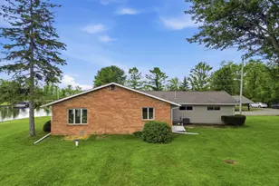 11243 Wynns Rd, Pinckney, MI 48169 - Photo 28