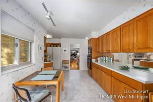 1410 Woodcliff Dr SE, East Grand Rapids, MI 49506 - Photo 22