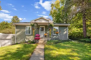 2926 Cheney Ave NE, Grand Rapids, MI 49505 - Photo 1