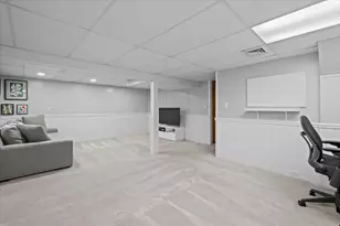 2926 Cheney Ave NE, Grand Rapids, MI 49505 - Photo 14