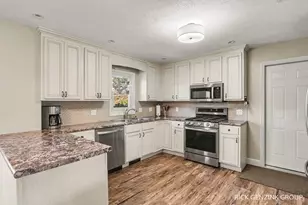 635 Forstrom Dr SE, Lowell, MI 49331 - Photo 6