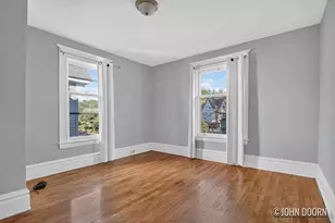 1318 Wealthy St SE, Grand Rapids, MI 49506 - Photo 14