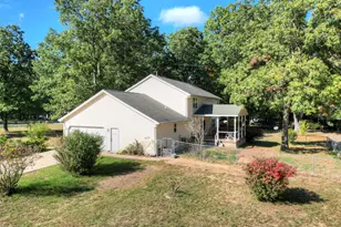 827 Nadeau Dr, Pullman, MI 49450 - Photo 10