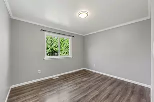 2923 Quartz Dr, Troy, MI 48085 - Photo 18