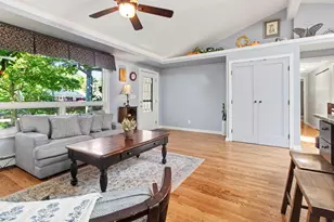 742 Kuehnle Ave, Ann Arbor, MI 48103 - Photo 8