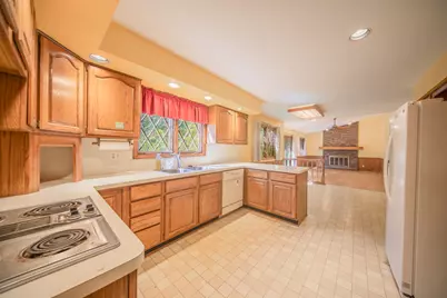 1205 Wynnstone Drive, Ann Arbor, MI 48105 - Photo 12