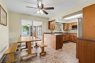 9410 N Branch Rd, Watervliet, MI 49098 - Photo 8
