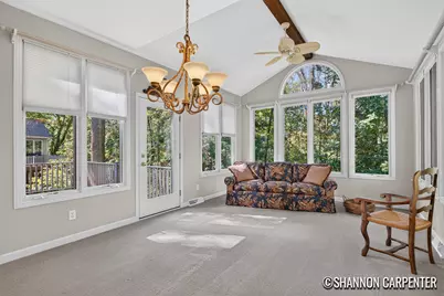 1901 Oakleigh Woods Drive NW, Grand Rapids, MI 49504 - Photo 10