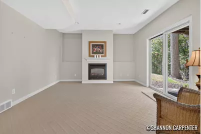 1901 Oakleigh Woods Drive NW, Grand Rapids, MI 49504 - Photo 30