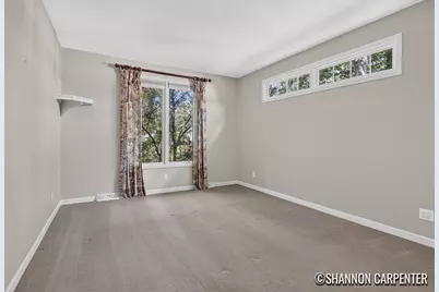 1901 Oakleigh Woods Drive NW, Grand Rapids, MI 49504 - Photo 16