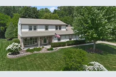 33054 Oak Hollow Street, Farmington Hills, MI 48334 - Photo 1