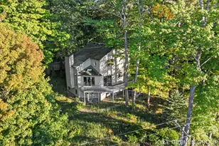 414 Spear St, Saugatuck, MI 49453 - Photo 2