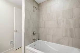 6843 Leslee Crest Dr, West Bloomfield, MI 48322 - Photo 30