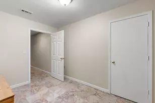 3565 Breton Valley Dr SE, Kentwood, MI 49512 - Photo 38