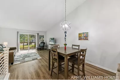 117 Shoreline Road, Holland, MI 49424 - Photo 10