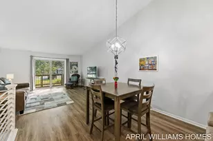 117 Shoreline Rd, Holland, MI 49424 - Photo 10