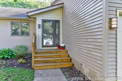 117 Shoreline Road, Holland, MI 49424 - Photo 4