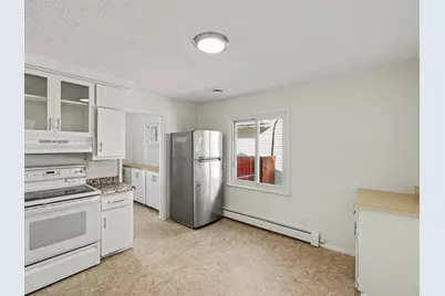 9098 Clippert Street, Taylor, MI 48180 - Photo 10