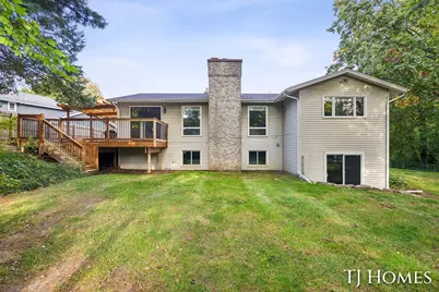 2472 Appleton Drive NE, Grand Rapids, MI 49525 - Photo 34