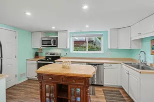 849 Conger St, South Haven, MI 49090 - Photo 16