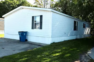 1481 Kenora St, Norton Shores, MI 49444 - Photo 18