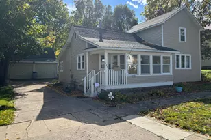 123 W Todd Ave, Reed City, MI 49677 - Photo 2
