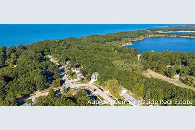2378 Norcrest Drive, Norton Shores, MI 49441 - Photo 16