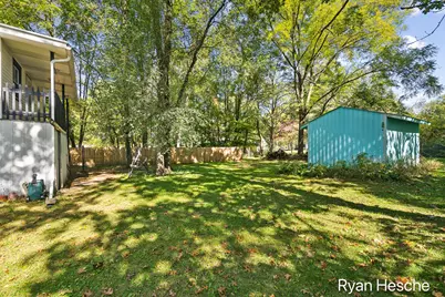 30 S Pleasant Street, Saranac, MI 48881 - Photo 4