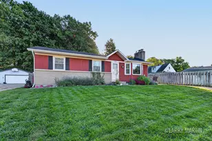 4762 Karel Jean Ct SW, Wyoming, MI 49519 - Photo 2