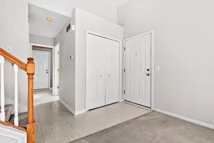 2960 Valley Glenn Cir, Kalamazoo, MI 49004 - Photo 2