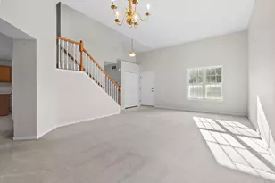2960 Valley Glenn Cir, Kalamazoo, MI 49004 - Photo 6