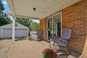 843 Fairfield Ave NW, Grand Rapids, MI 49504 - Photo 30