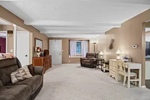 7337 Yorkshire Dr, Hudsonville, MI 49426 - Photo 12