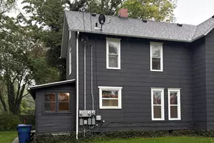 341 E Napier Ave, Benton Harbor, MI 49022 - Photo 4