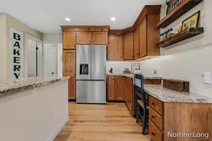 1863 Eastbrook St SE, Grand Rapids, MI 49508 - Photo 4