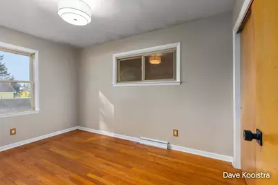 1575 Mullins Avenue NW, Grand Rapids, MI 49534 - Photo 18