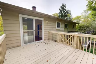 2065 Yorktown Dr, Ann Arbor, MI 48105 - Photo 10