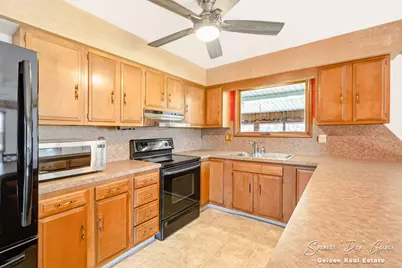 718 N State Road, Belding, MI 48809 - Photo 10