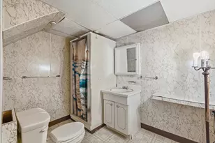 2211 Apple Ave NW, Grand Rapids, MI 49504 - Photo 16