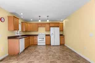 6091 E Chicago Rd, Jonesville, MI 49250 - Photo 28