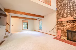 2211 Meachem Rd, Battle Creek, MI 49017 - Photo 8