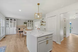 2210 Green Valley Ct, Ann Arbor, MI 48103 - Photo 20